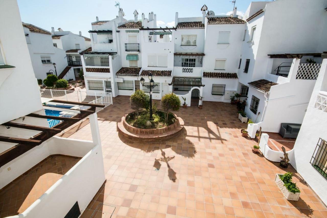 Puerto De La Duquesa Beach Apartment Castillo de Sabinillas Exterior foto